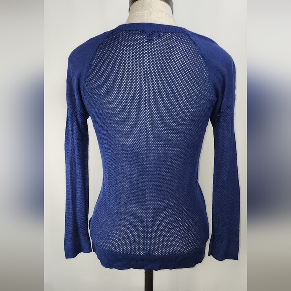 Express women's blue mesh sweater size medium - Picture 4 of 6